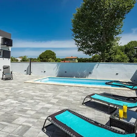 Holiday home Holiday Damjan