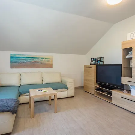 Holiday Damjan Holiday home *